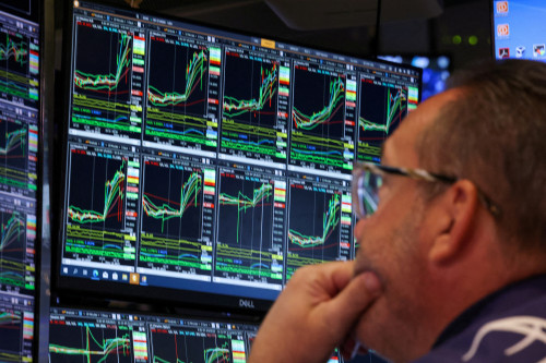 Investors fearing worst-case Middle East scenarios hunker down