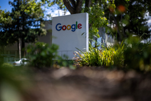 Google says discord over search results is unresolved; risks EU antitrust fine