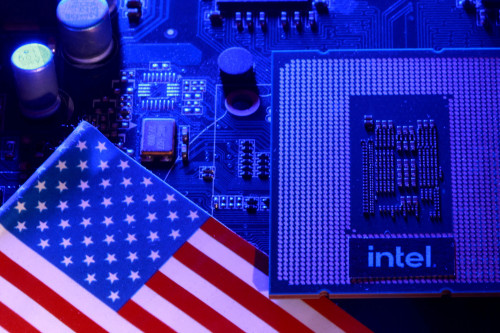 Intel says it received US grant; government says it is still working on deal