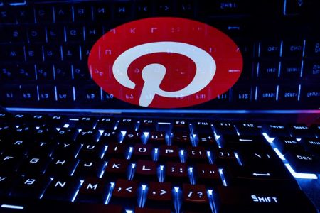 Pinterest forecasts quarterly revenue above estimates, shares surge