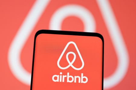 Airbnb forecasts weaker Q2 revenue despite robust demand for international travel