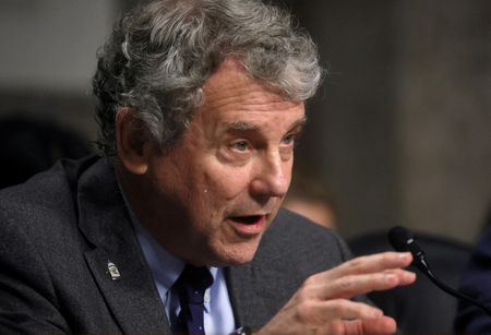 Ohio senator wants Biden to permanently ban Chinese EVs from US